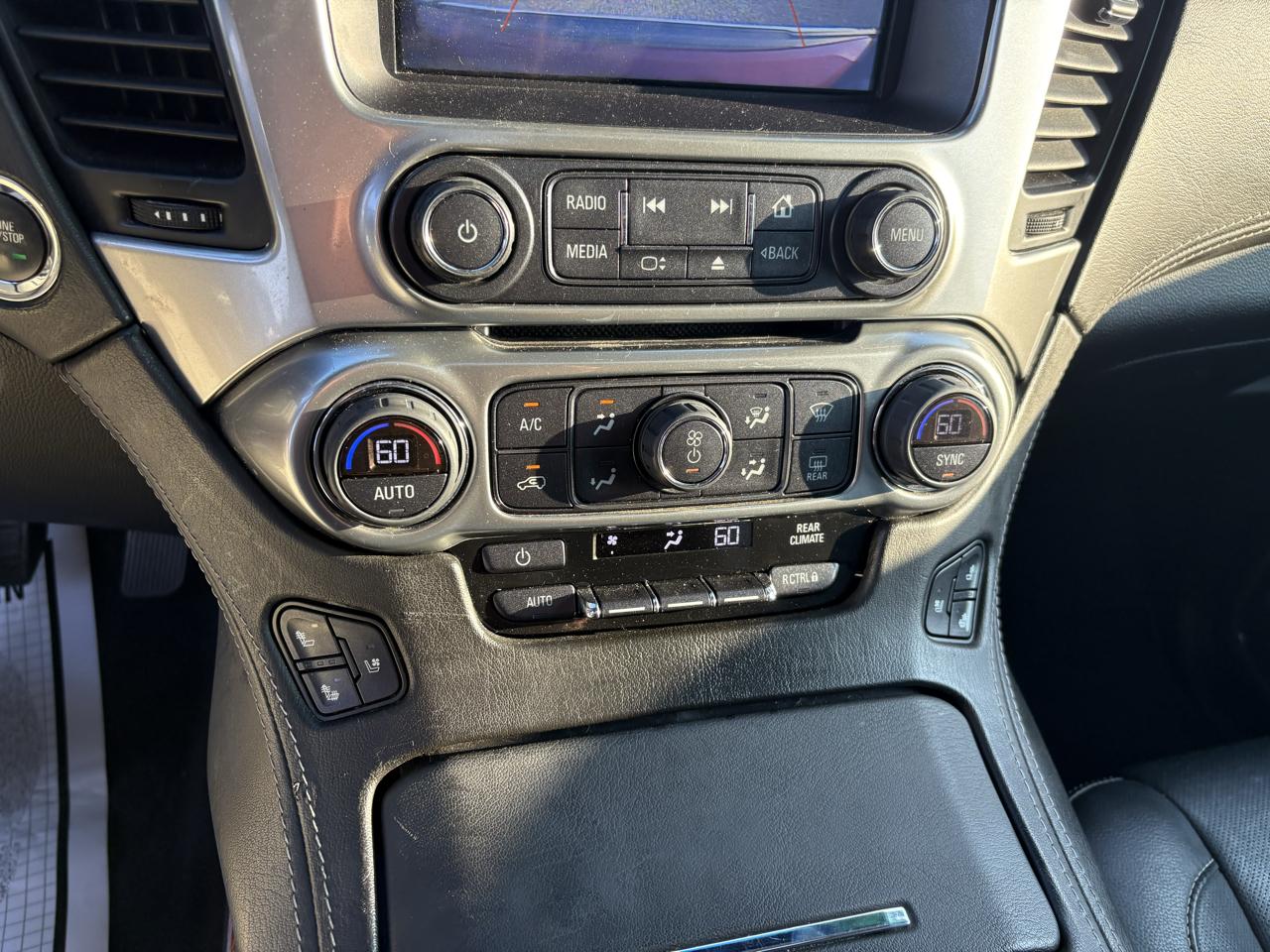 Chevrolet Suburban 4WD 4dr 1500 Premier 2019