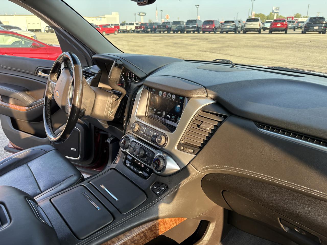 Chevrolet Suburban 4WD 4dr 1500 Premier 2019