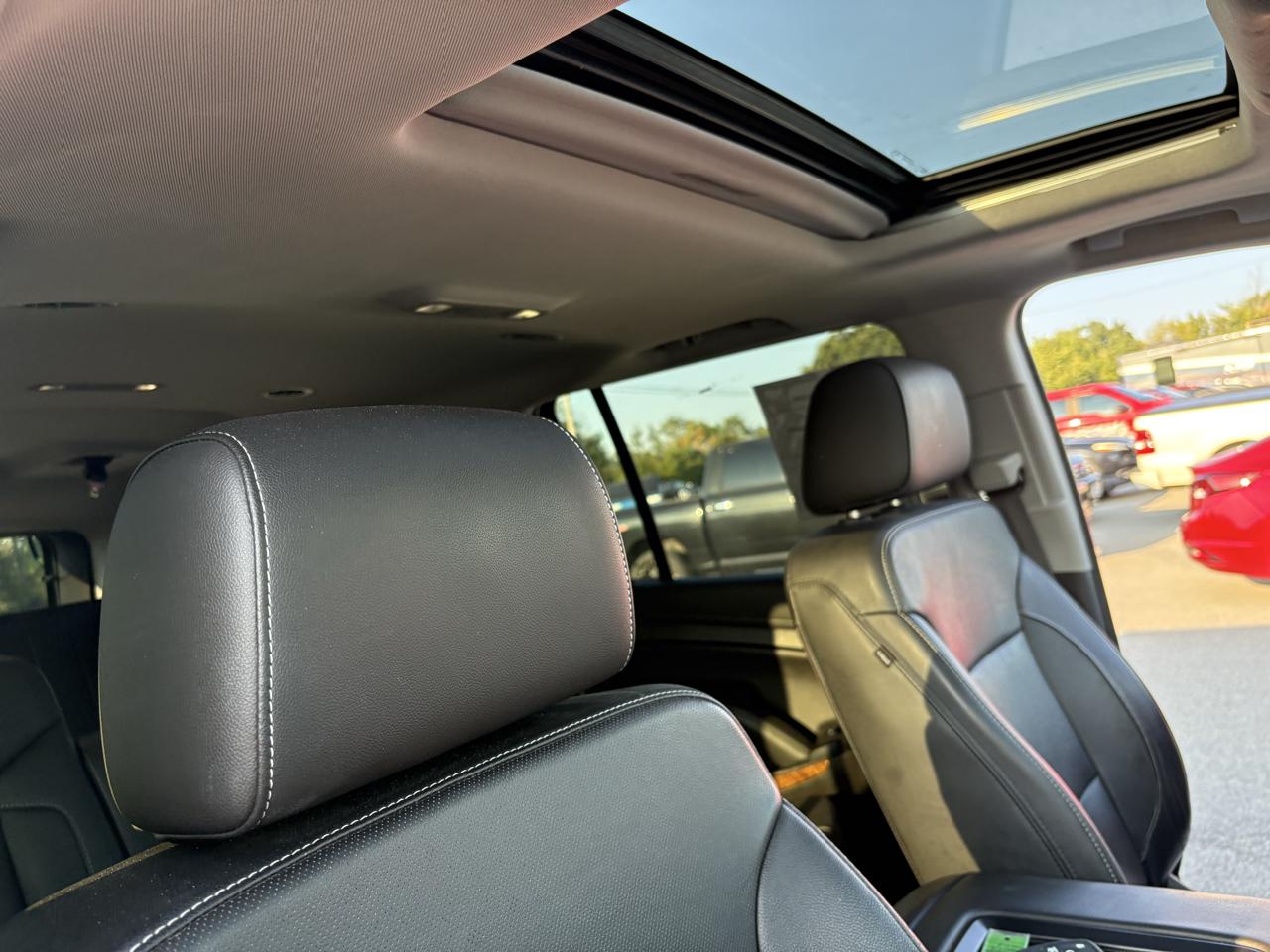 Chevrolet Suburban 4WD 4dr 1500 Premier 2019