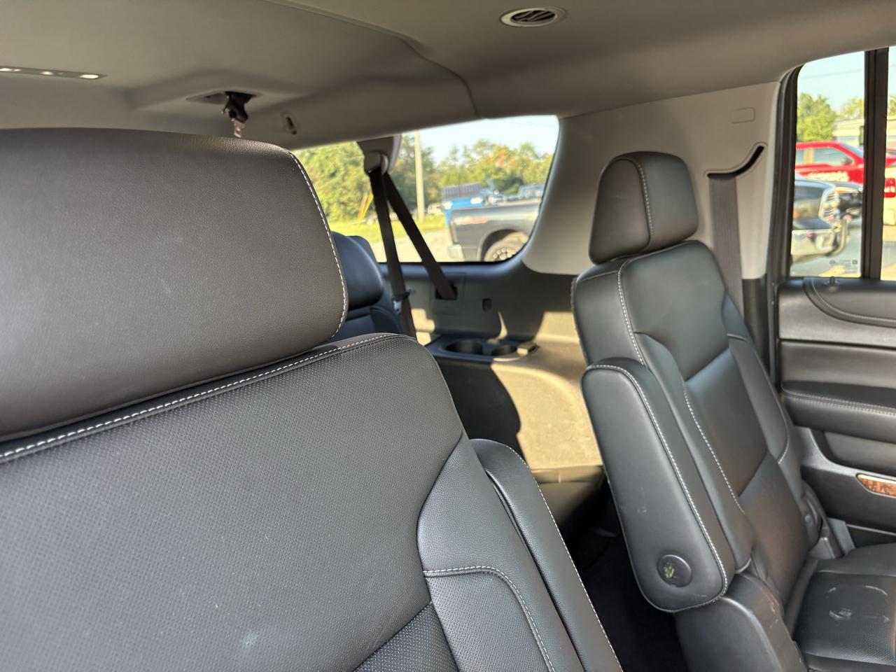 Chevrolet Suburban 4WD 4dr 1500 Premier 2019