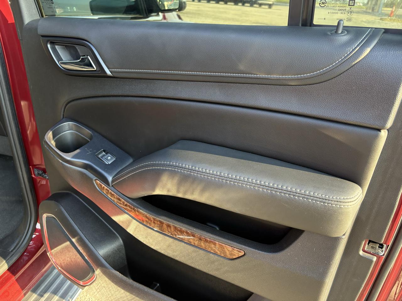 Chevrolet Suburban 4WD 4dr 1500 Premier 2019