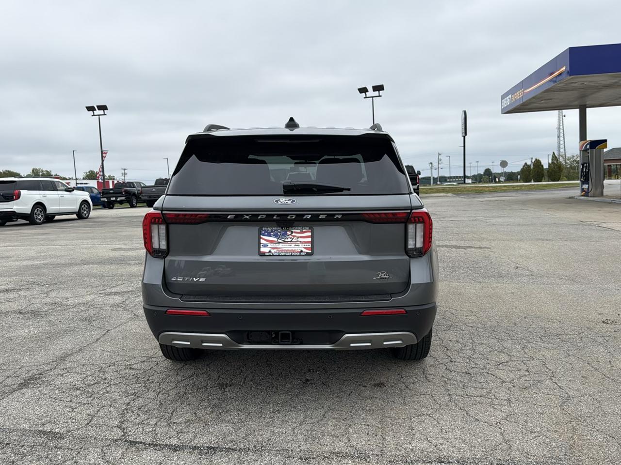 Ford Explorer Active w/100A Pkg 4WD 2027
