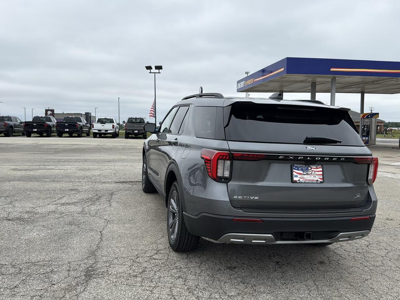 Ford Explorer Active w/100A Pkg 4WD 2027