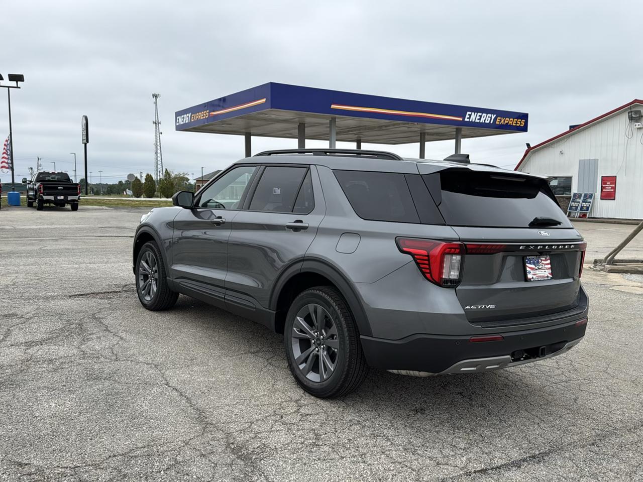 Ford Explorer Active w/100A Pkg 4WD 2027