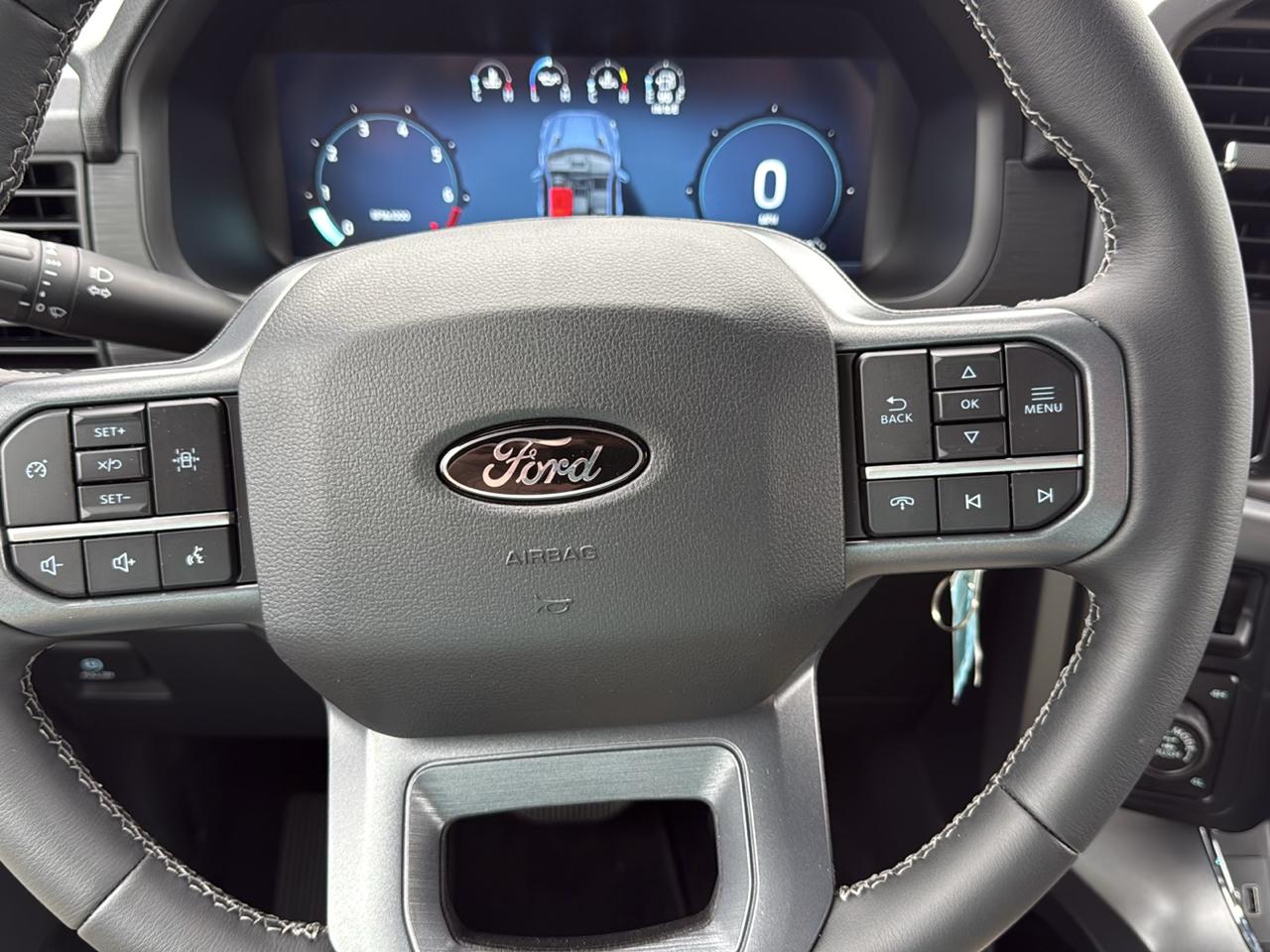 Ford F-150 XLT 4WD SuperCrew 5.5' Box 2026