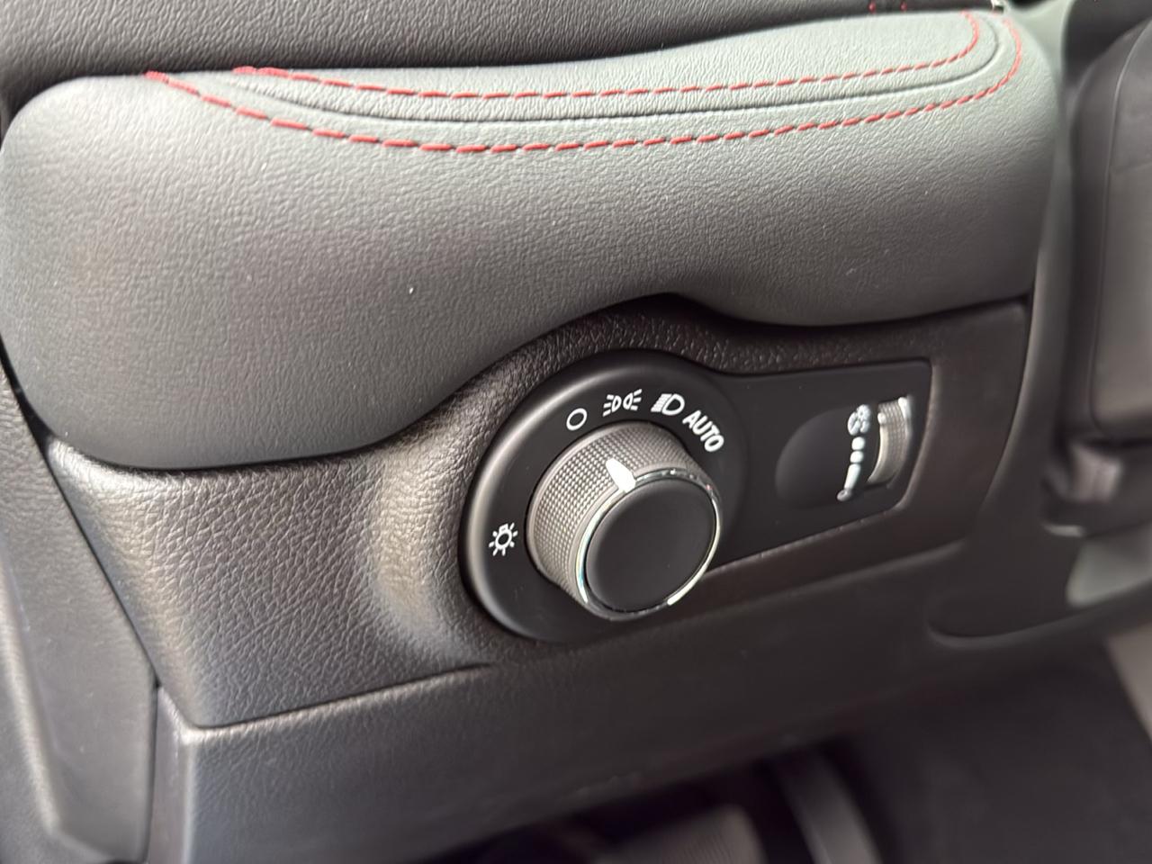Dodge Durango GT Premium HEMI AWD 2027
