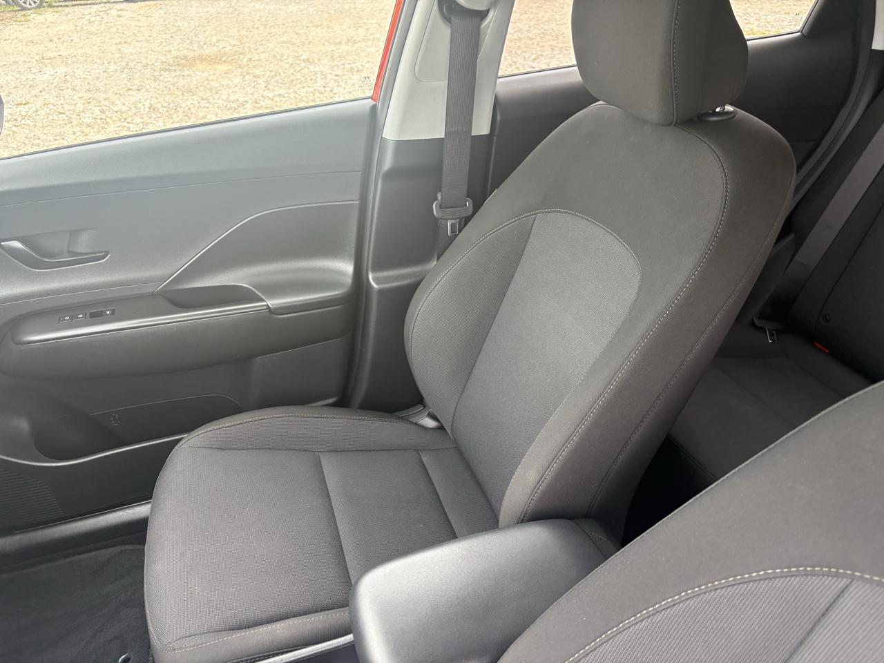 Hyundai Kona SEL FWD 2025