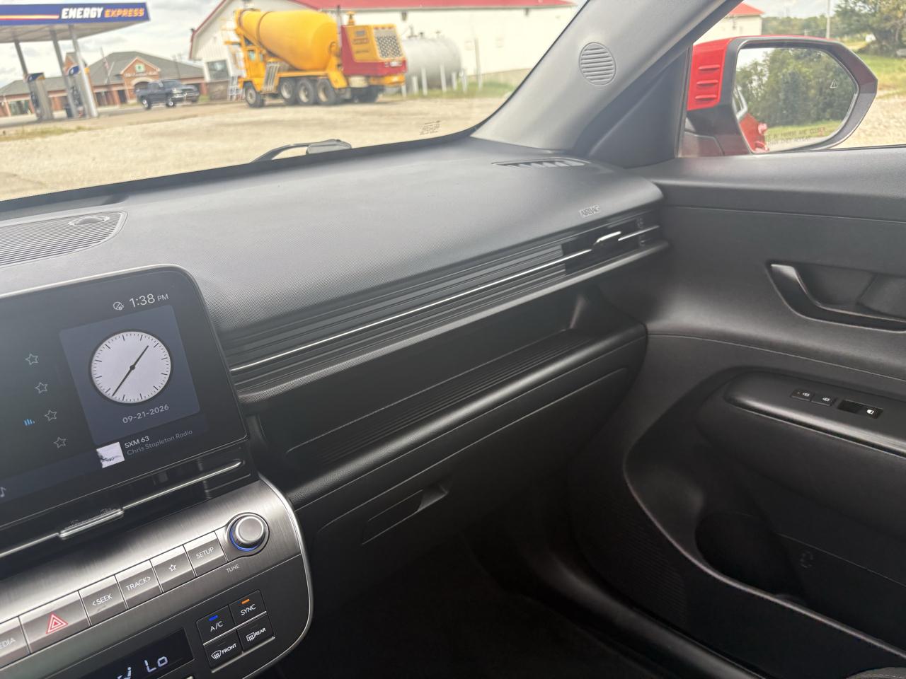 Hyundai Kona SEL FWD 2025