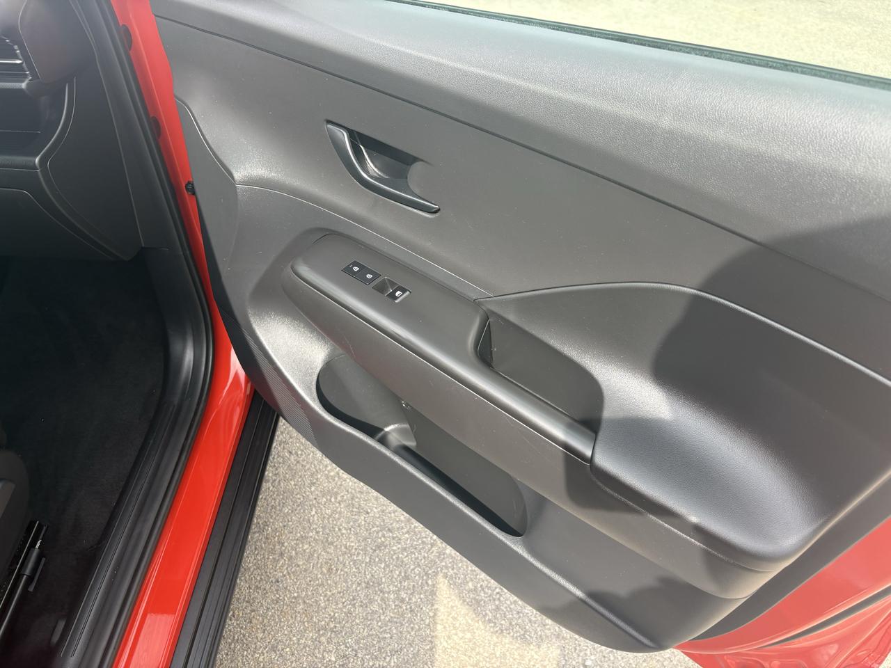 Hyundai Kona SEL FWD 2025