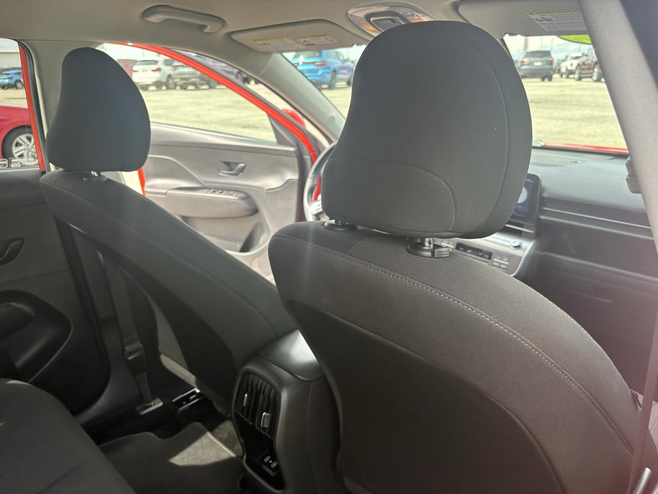 Hyundai Kona SEL FWD 2025