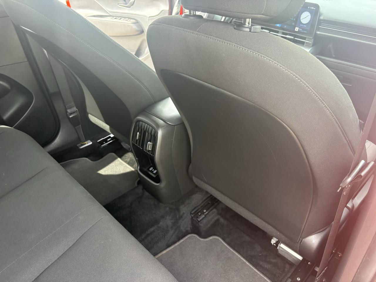 Hyundai Kona SEL FWD 2025