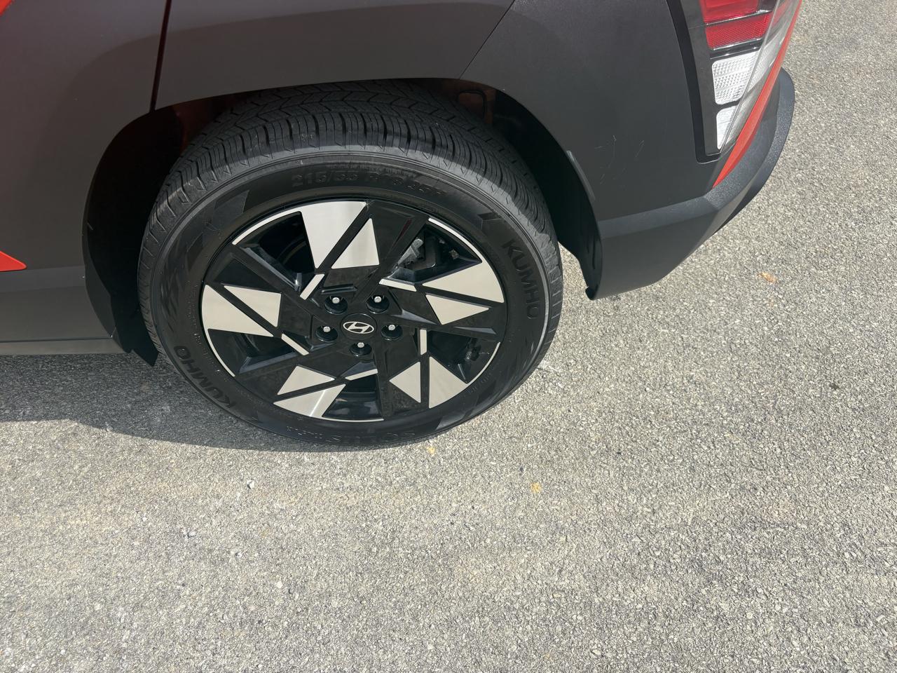 Hyundai Kona SEL FWD 2025