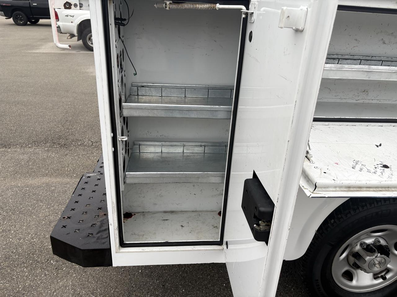 Chevrolet Express Commercial Cutaway 3500 Van 139" 2020