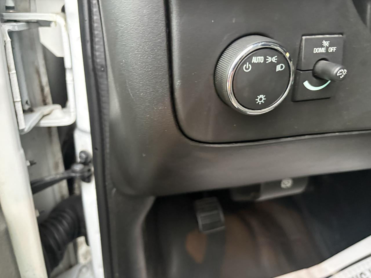 Chevrolet Express Commercial Cutaway 3500 Van 139" 2020