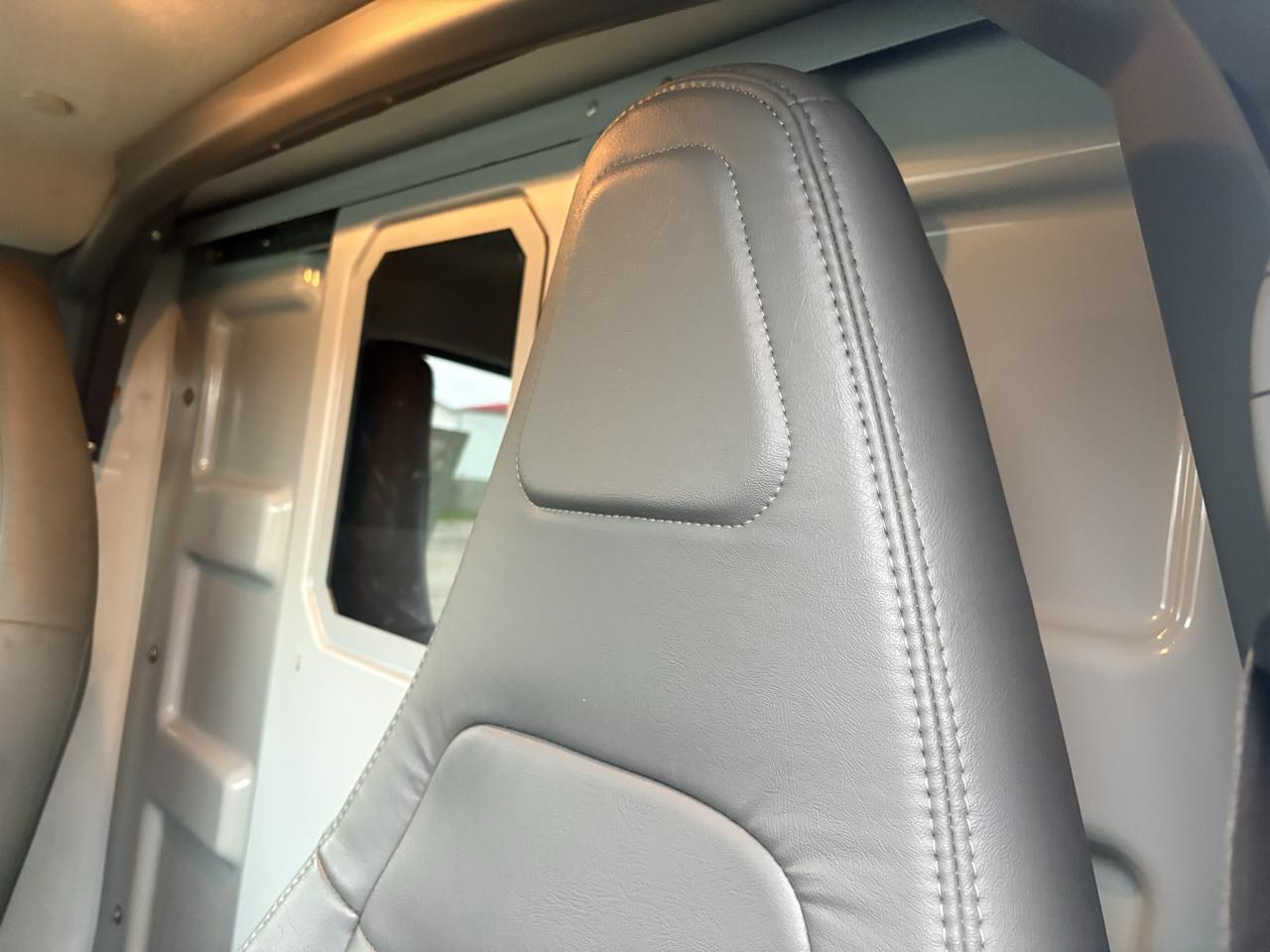 Chevrolet Express Commercial Cutaway 3500 Van 139" 2020