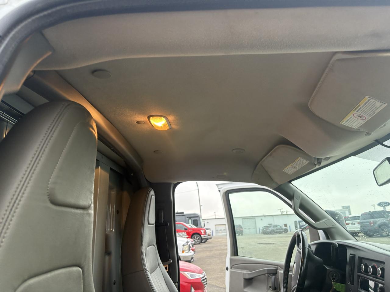 Chevrolet Express Commercial Cutaway 3500 Van 139" 2020