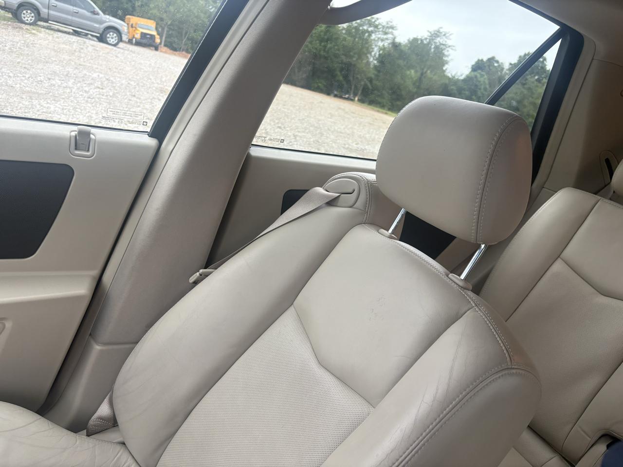 Cadillac SRX 4dr V6 SUV 2004