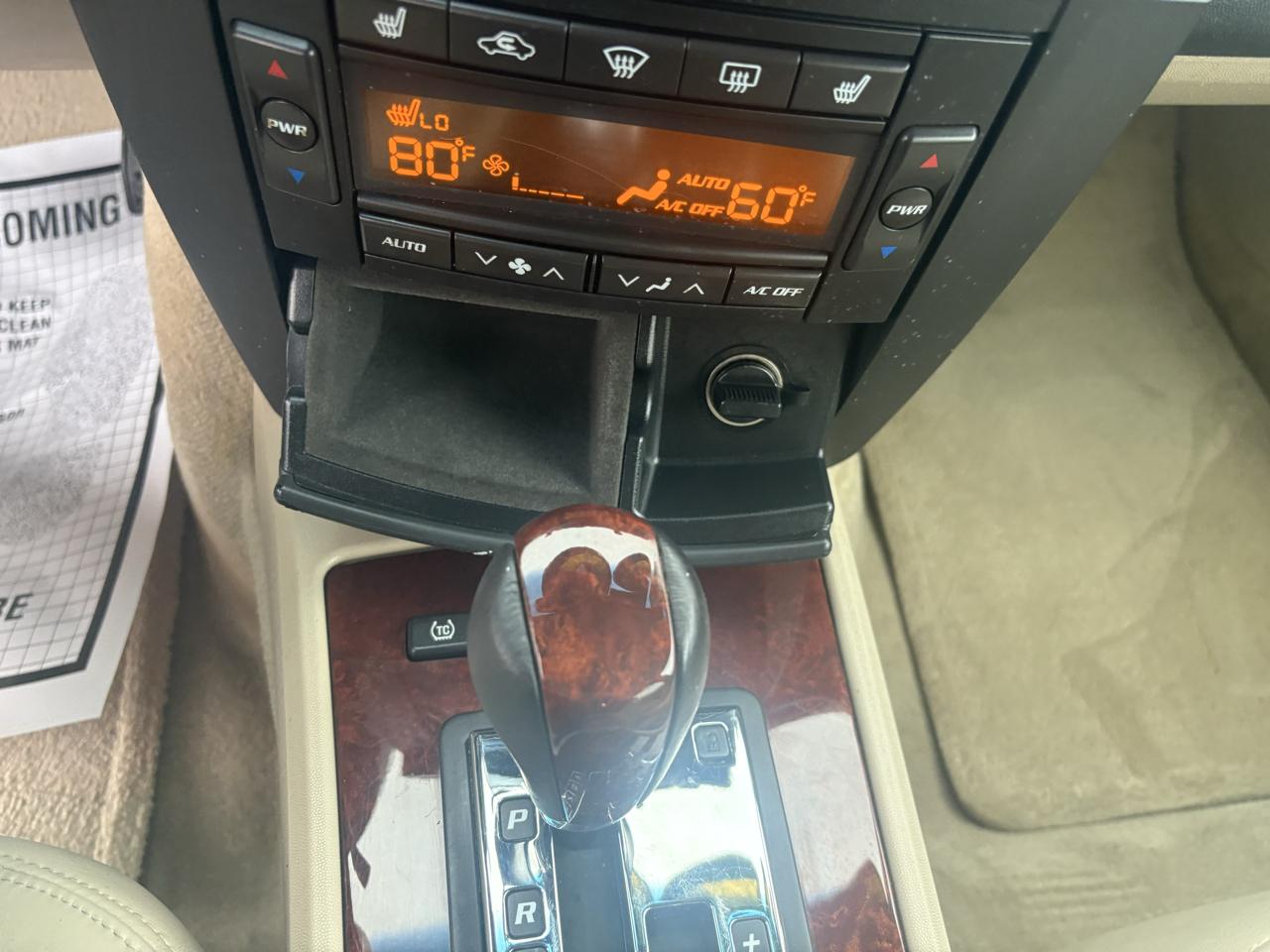 Cadillac SRX 4dr V6 SUV 2004