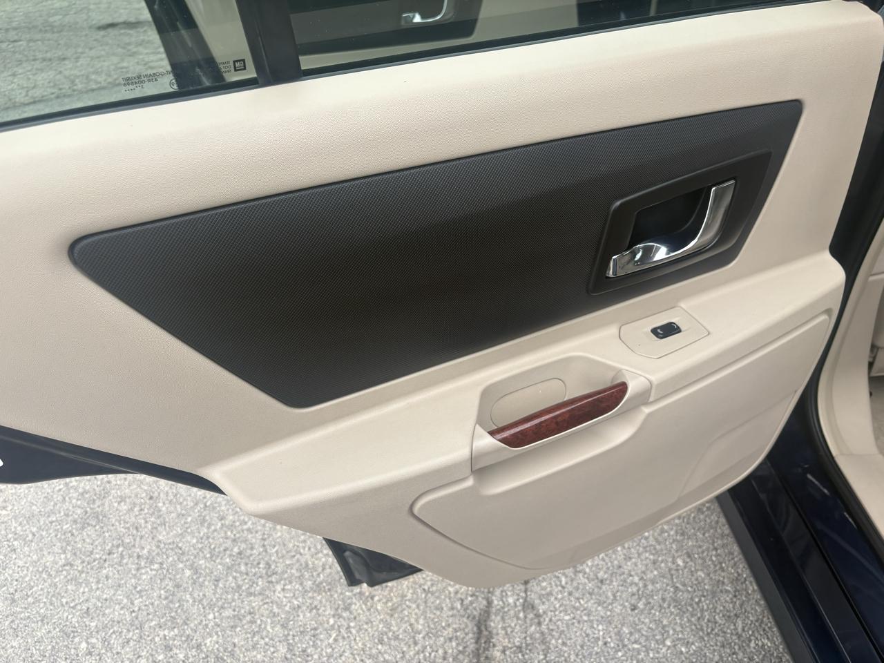 Cadillac SRX 4dr V6 SUV 2004