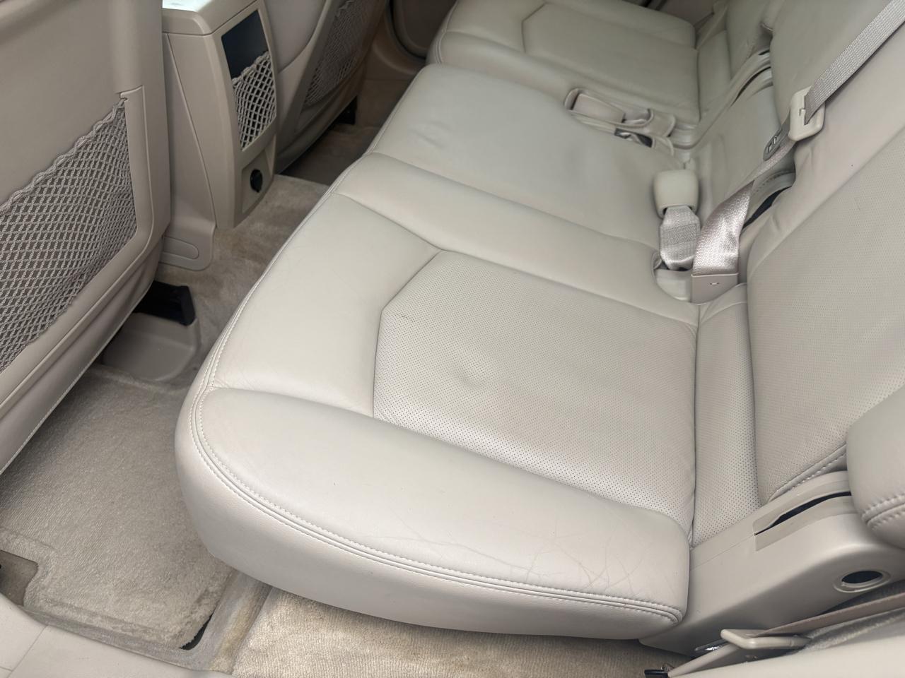 Cadillac SRX 4dr V6 SUV 2004