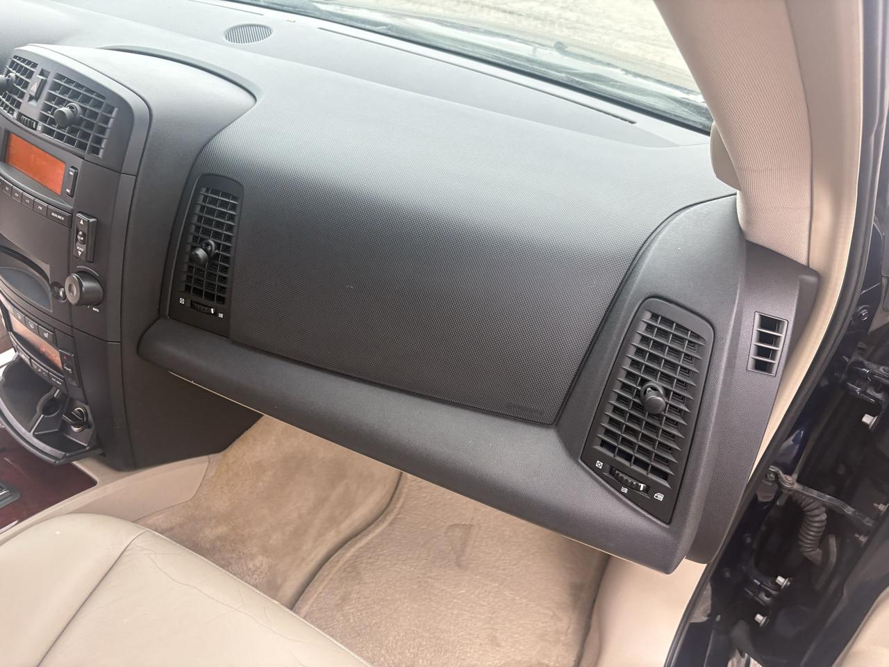 Cadillac SRX 4dr V6 SUV 2004
