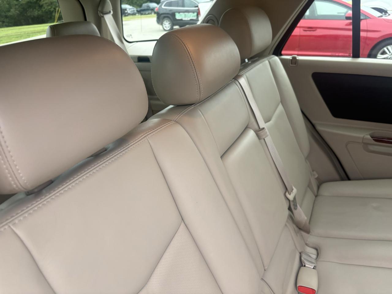 Cadillac SRX 4dr V6 SUV 2004