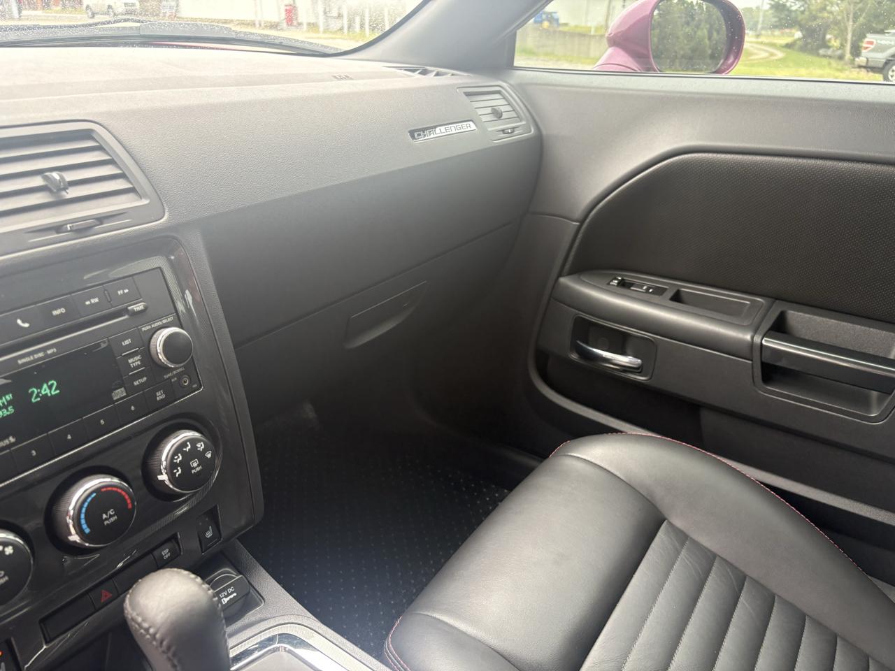 Dodge Challenger 2dr Cpe R/T Classic 2010
