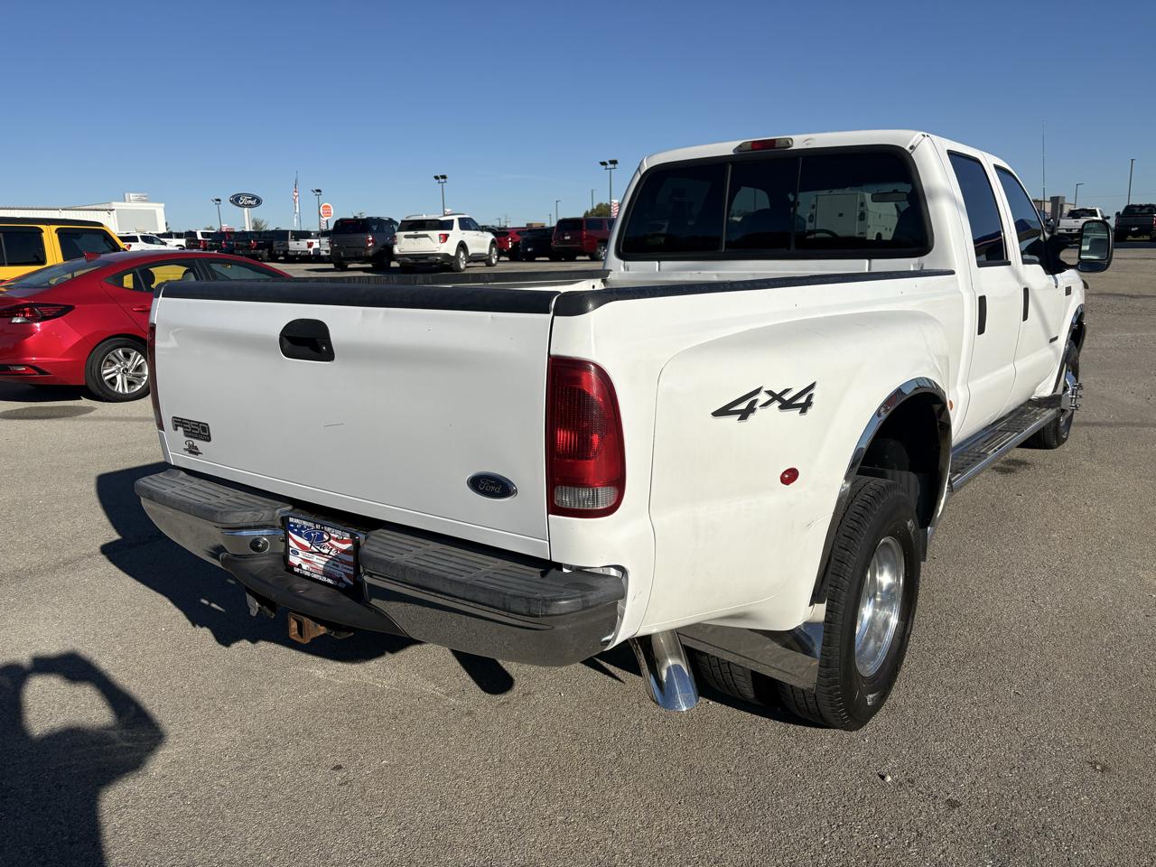 Ford Super Duty F-350 DRW Crew Cab 172" XLT 2003