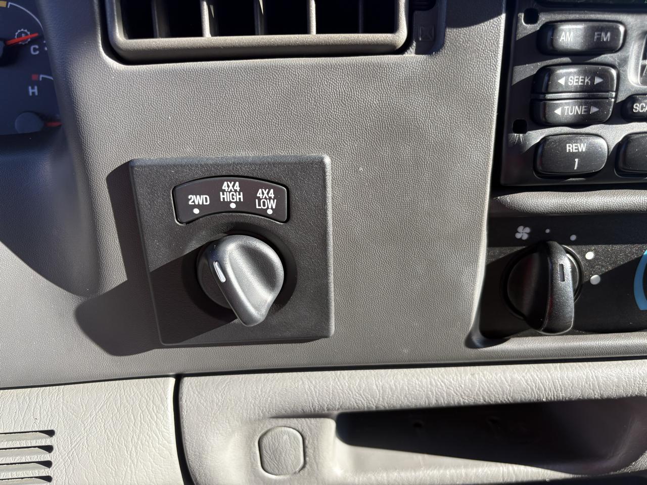 Ford Super Duty F-350 DRW Crew Cab 172" XLT 2003