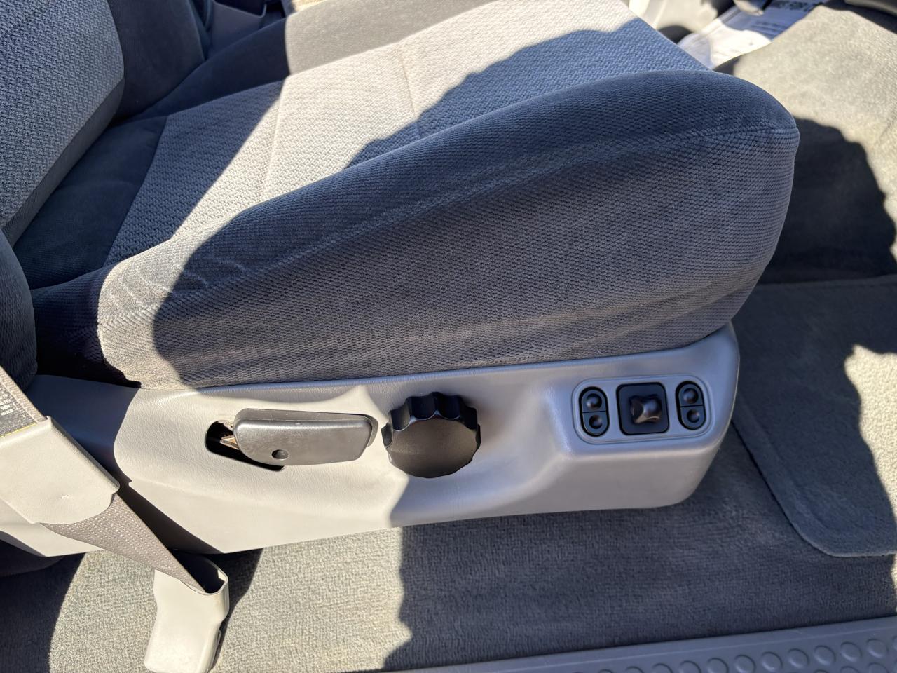 Ford Super Duty F-350 DRW Crew Cab 172" XLT 2003