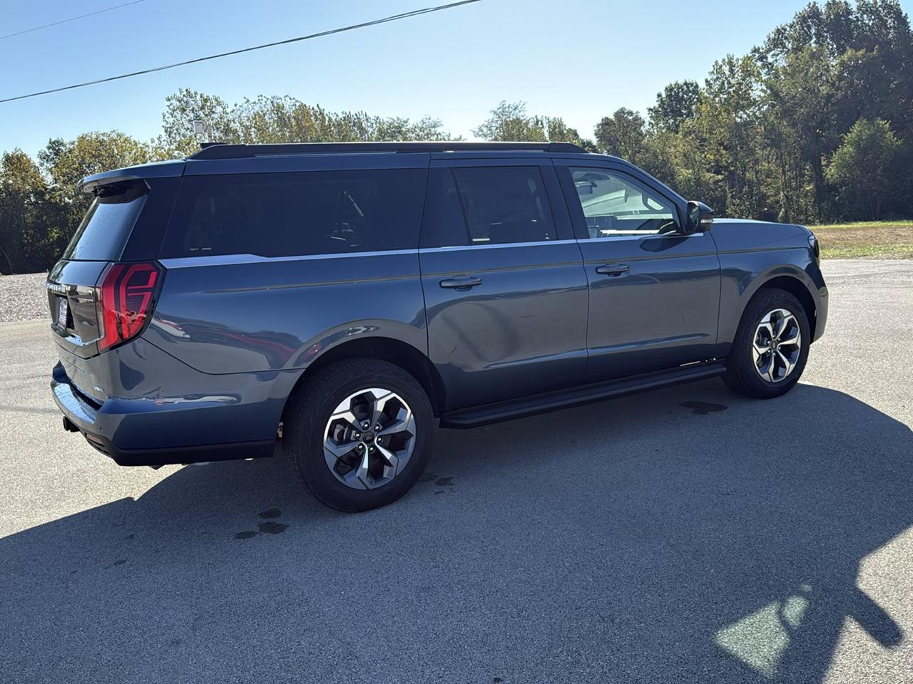 Ford Expedition Max Active 4x4 2027