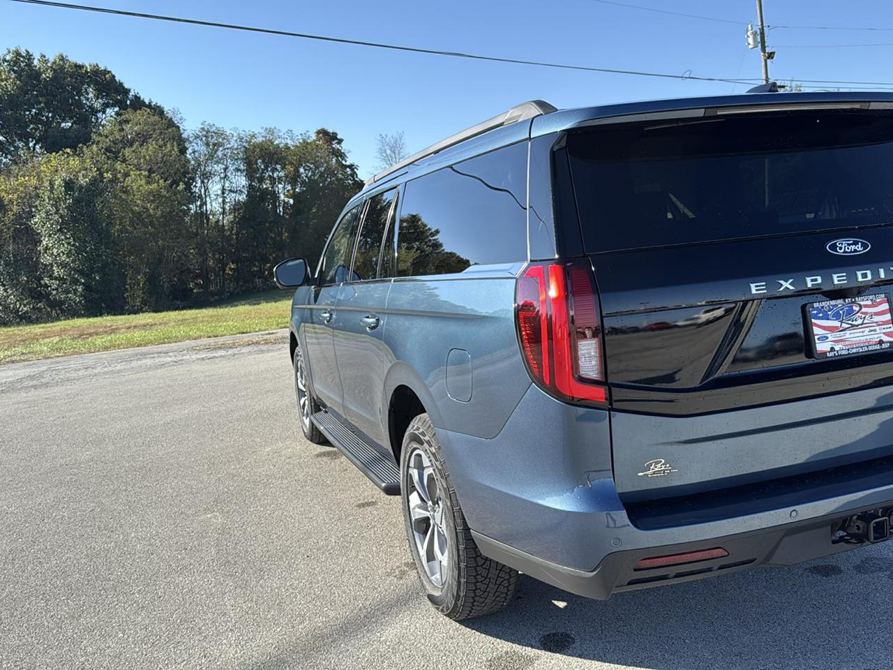 Ford Expedition Max Active 4x4 2027