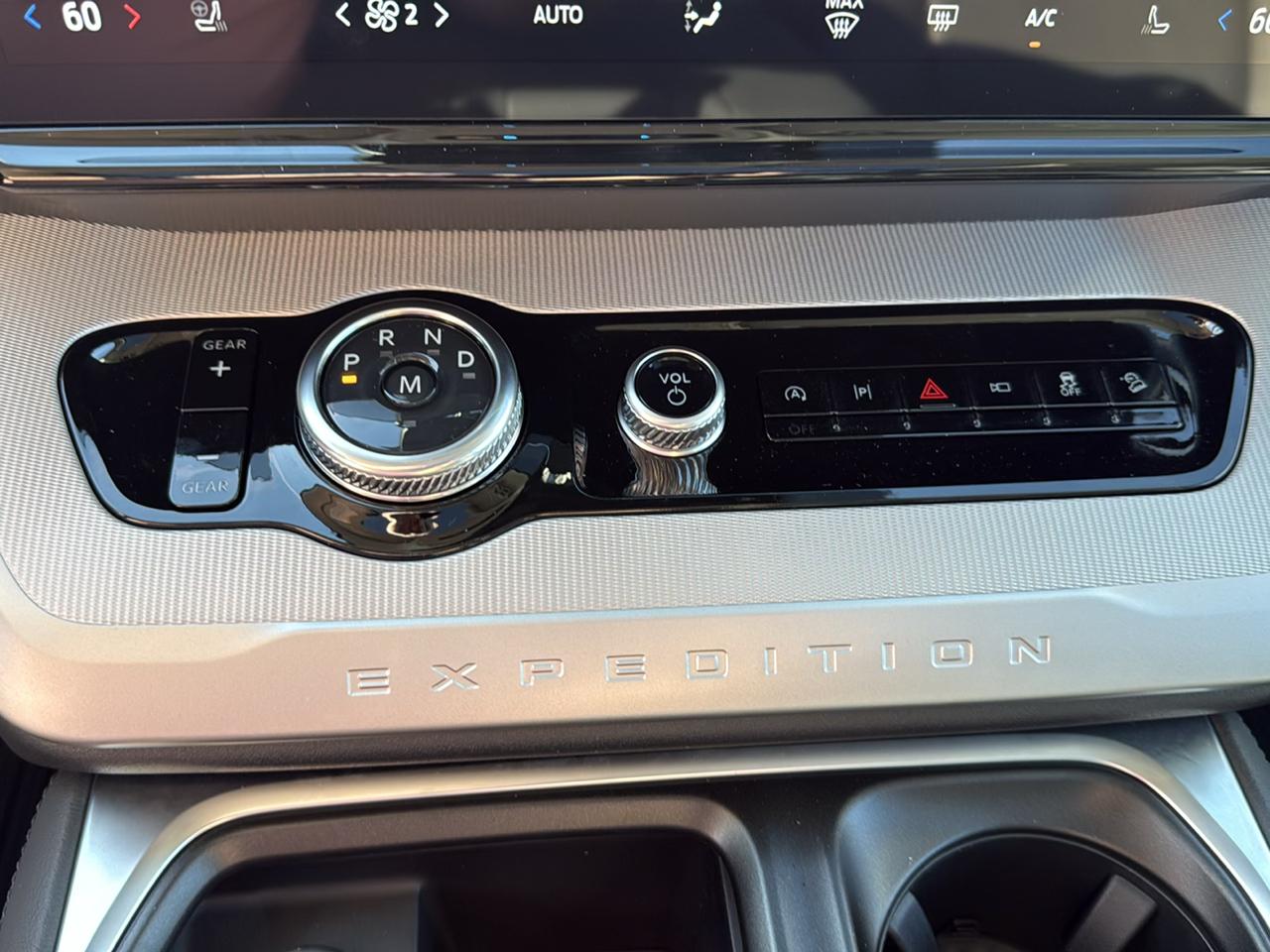 Ford Expedition Max Active 4x4 2027