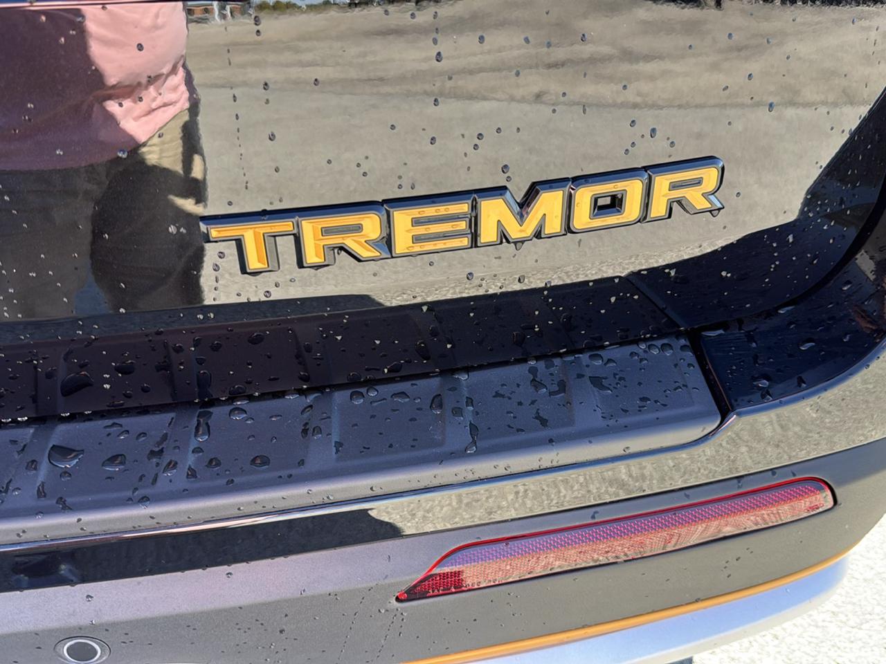 Ford Explorer Tremor 4WD 2027