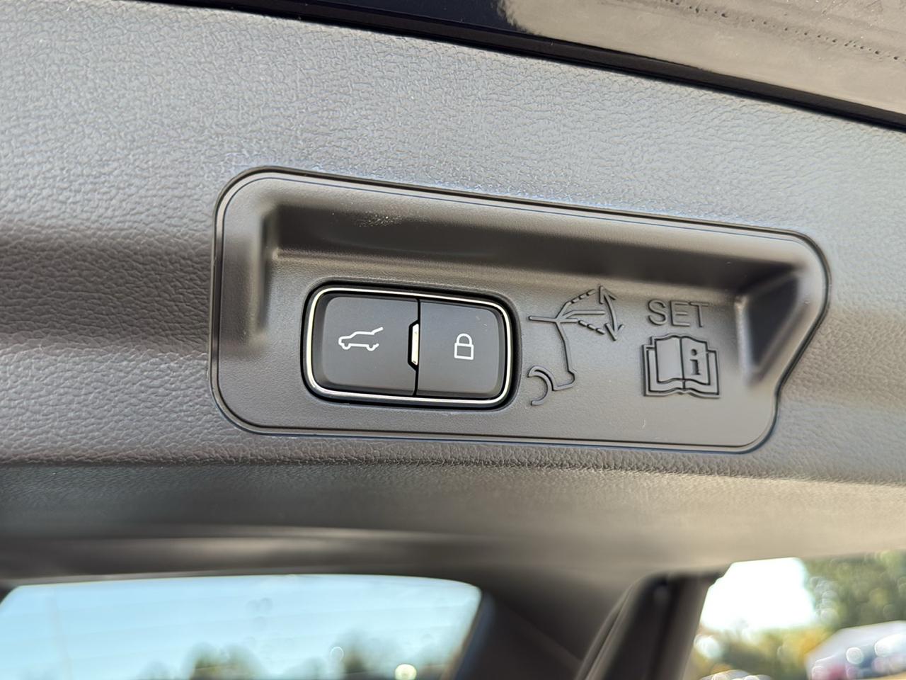 Ford Explorer Tremor 4WD 2027
