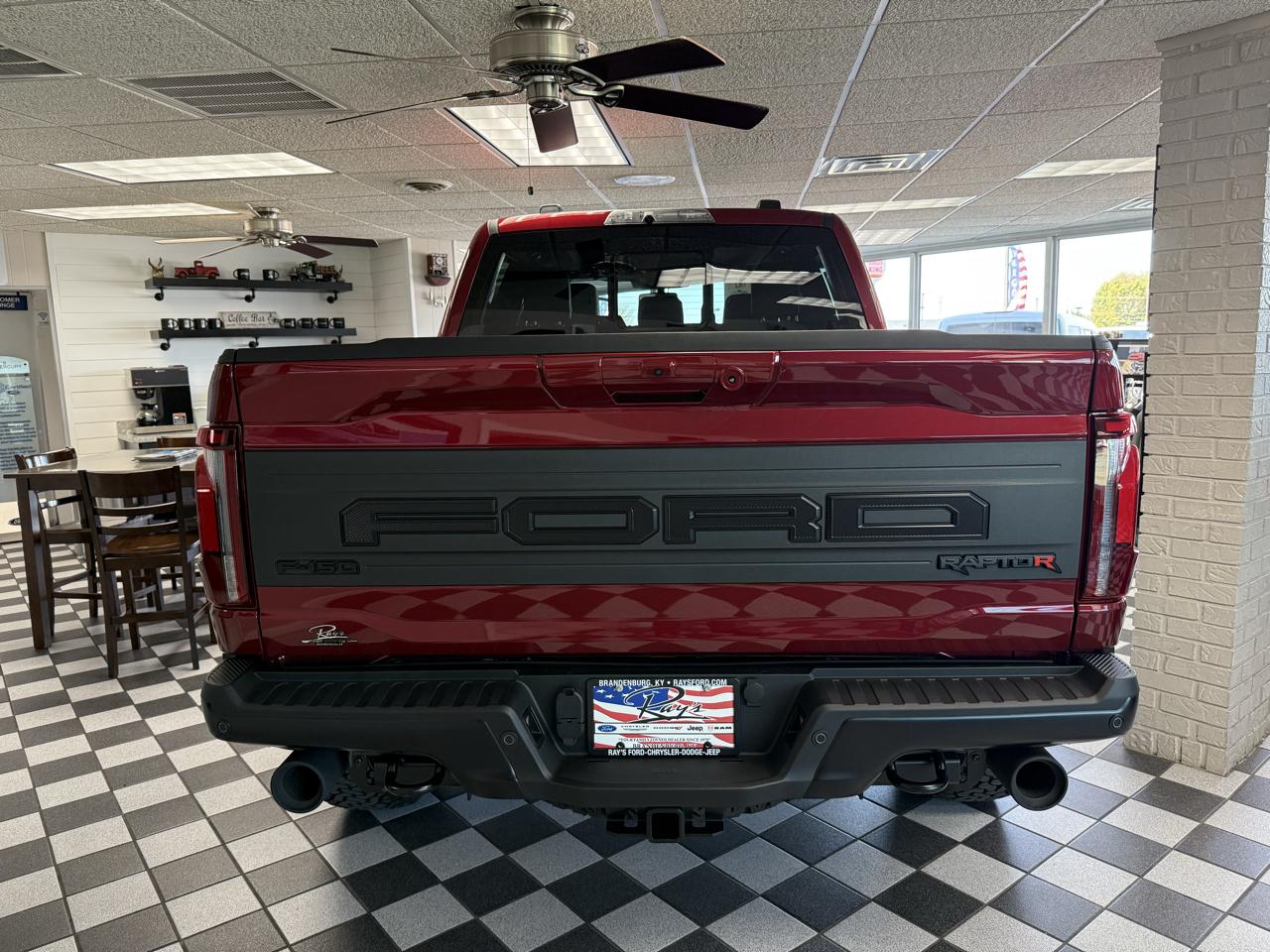 Ford F-150 Raptor 4WD SuperCrew 5.5' Box 2026
