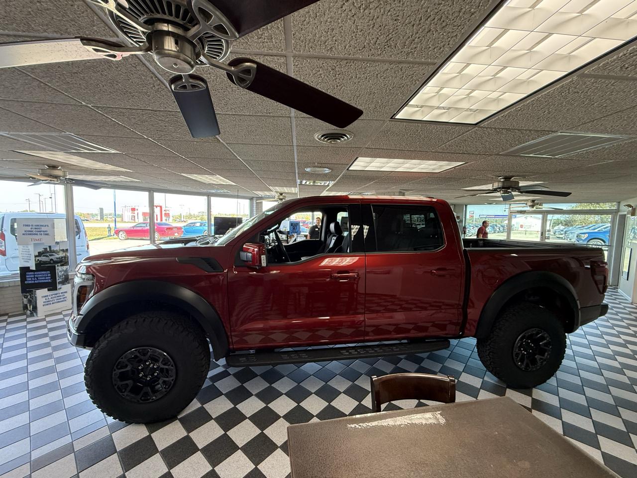 Ford F-150 Raptor 4WD SuperCrew 5.5' Box 2026
