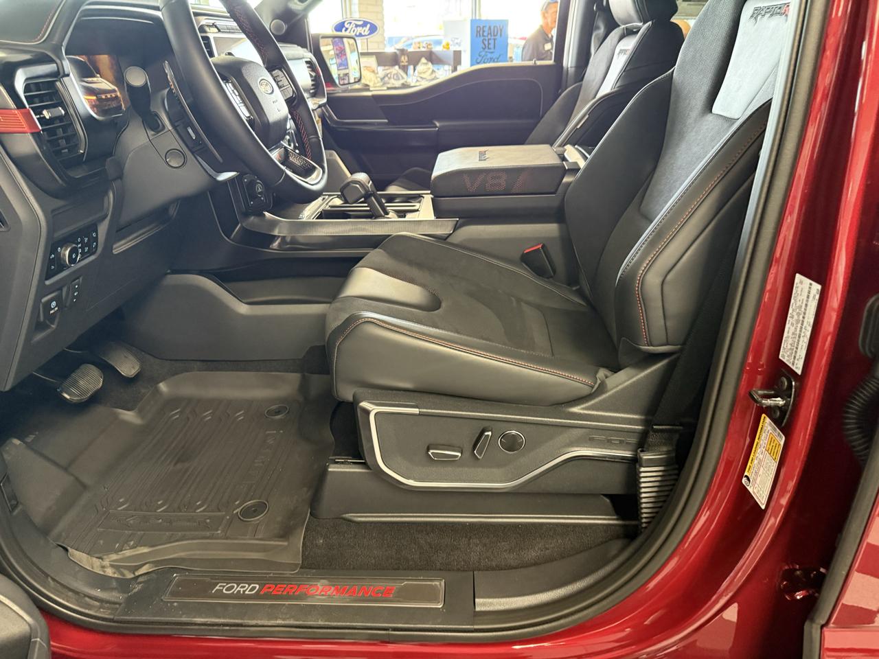 Ford F-150 Raptor 4WD SuperCrew 5.5' Box 2026