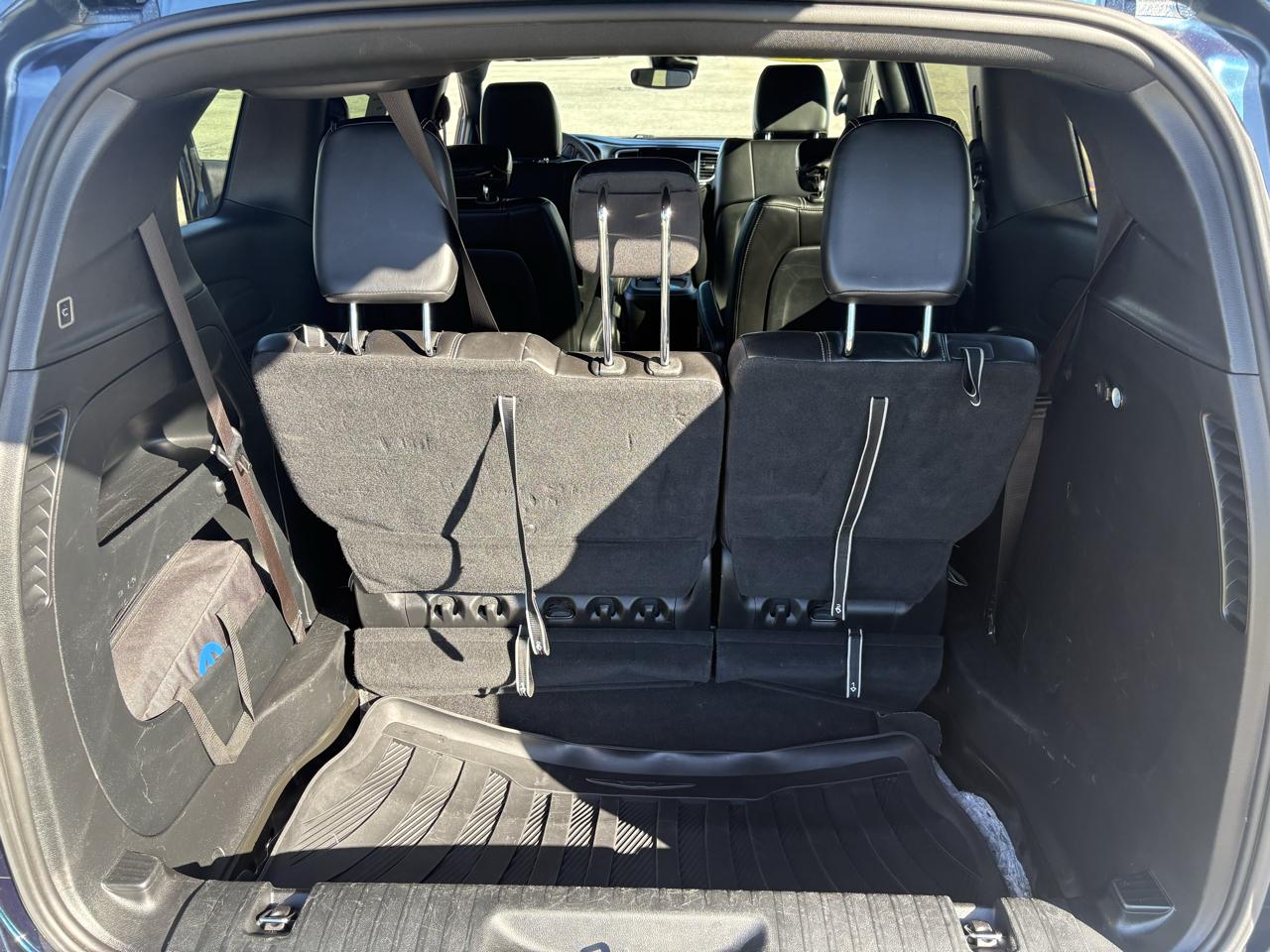 Chrysler Pacifica Touring L FWD 2023