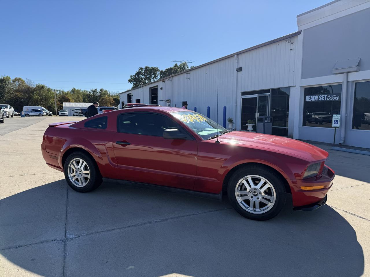Ford Mustang 2dr Cpe Premium 2008