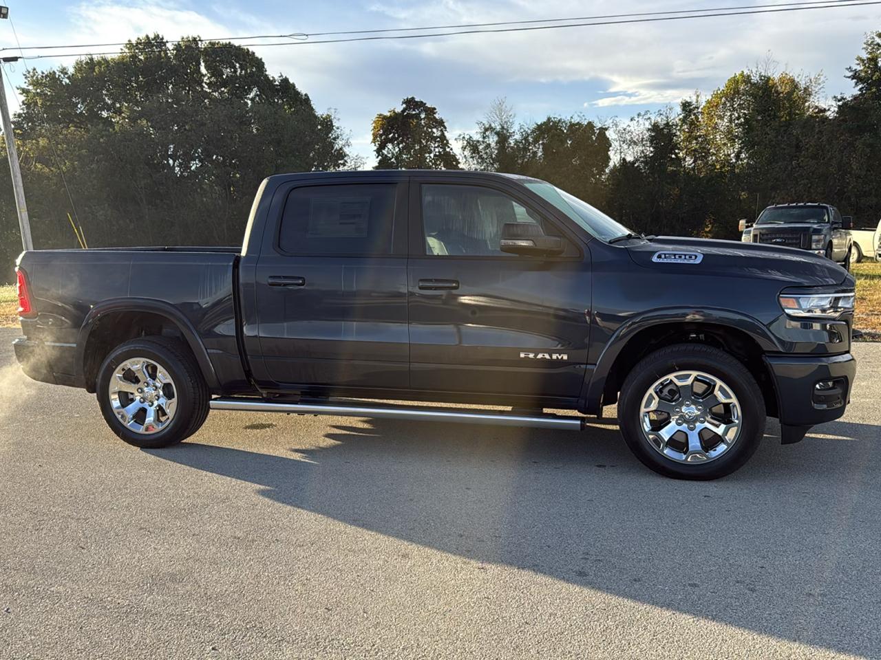 RAM 1500 Big Horn 4x4 Crew Cab 5'7" Box 2027