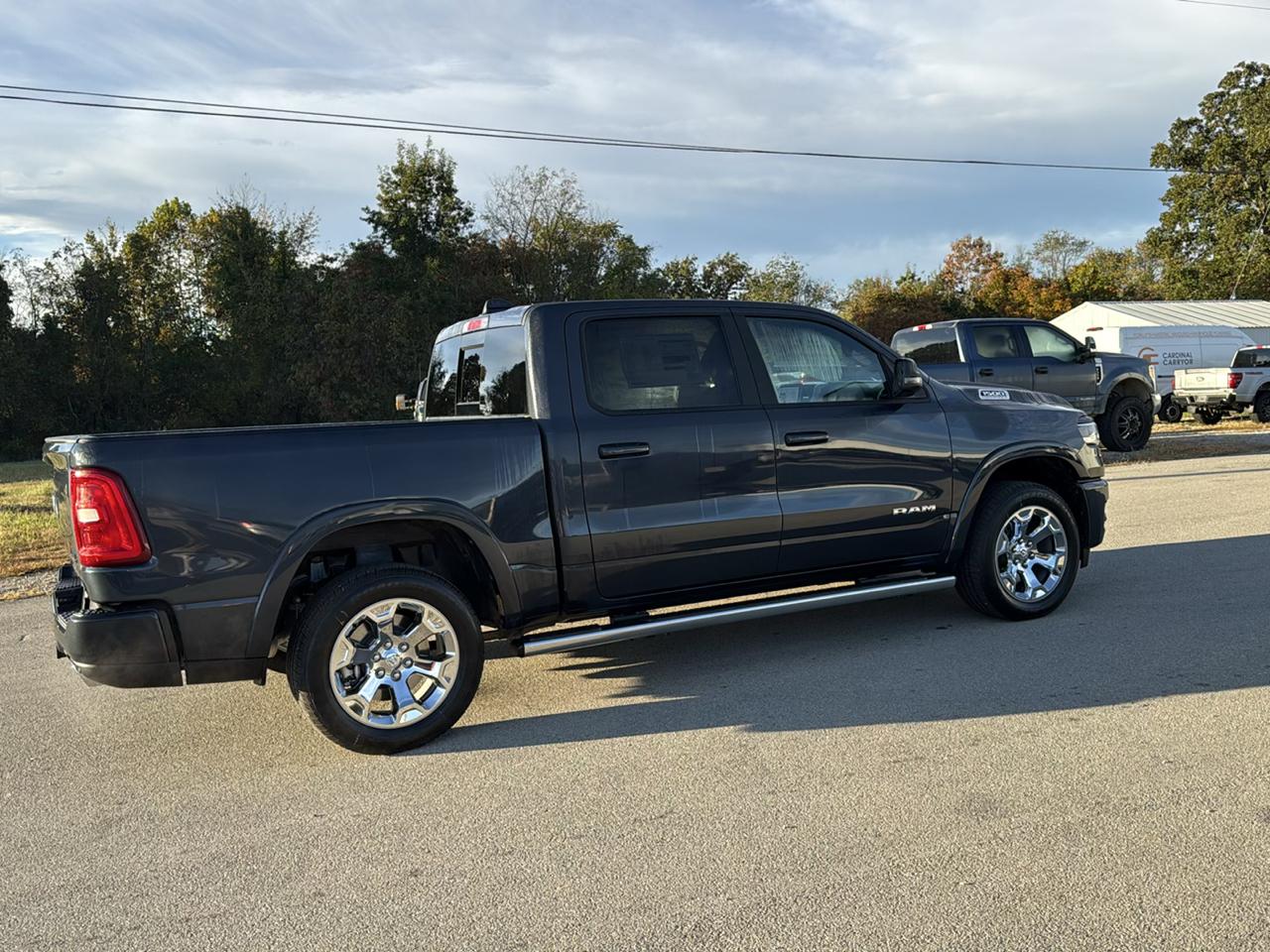 RAM 1500 Big Horn 4x4 Crew Cab 5'7" Box 2027