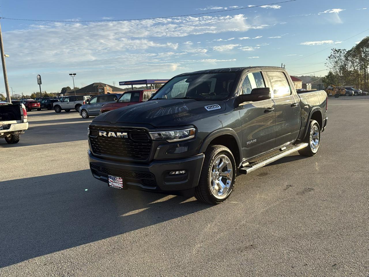 RAM 1500 Big Horn 4x4 Crew Cab 5'7" Box 2027