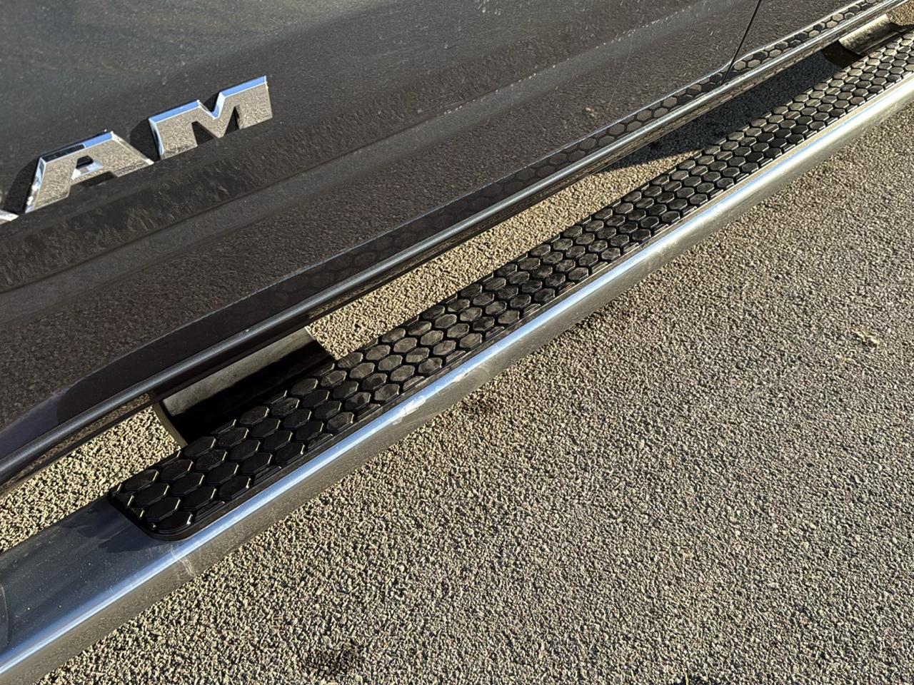 RAM 1500 Big Horn 4x4 Crew Cab 5'7" Box 2027