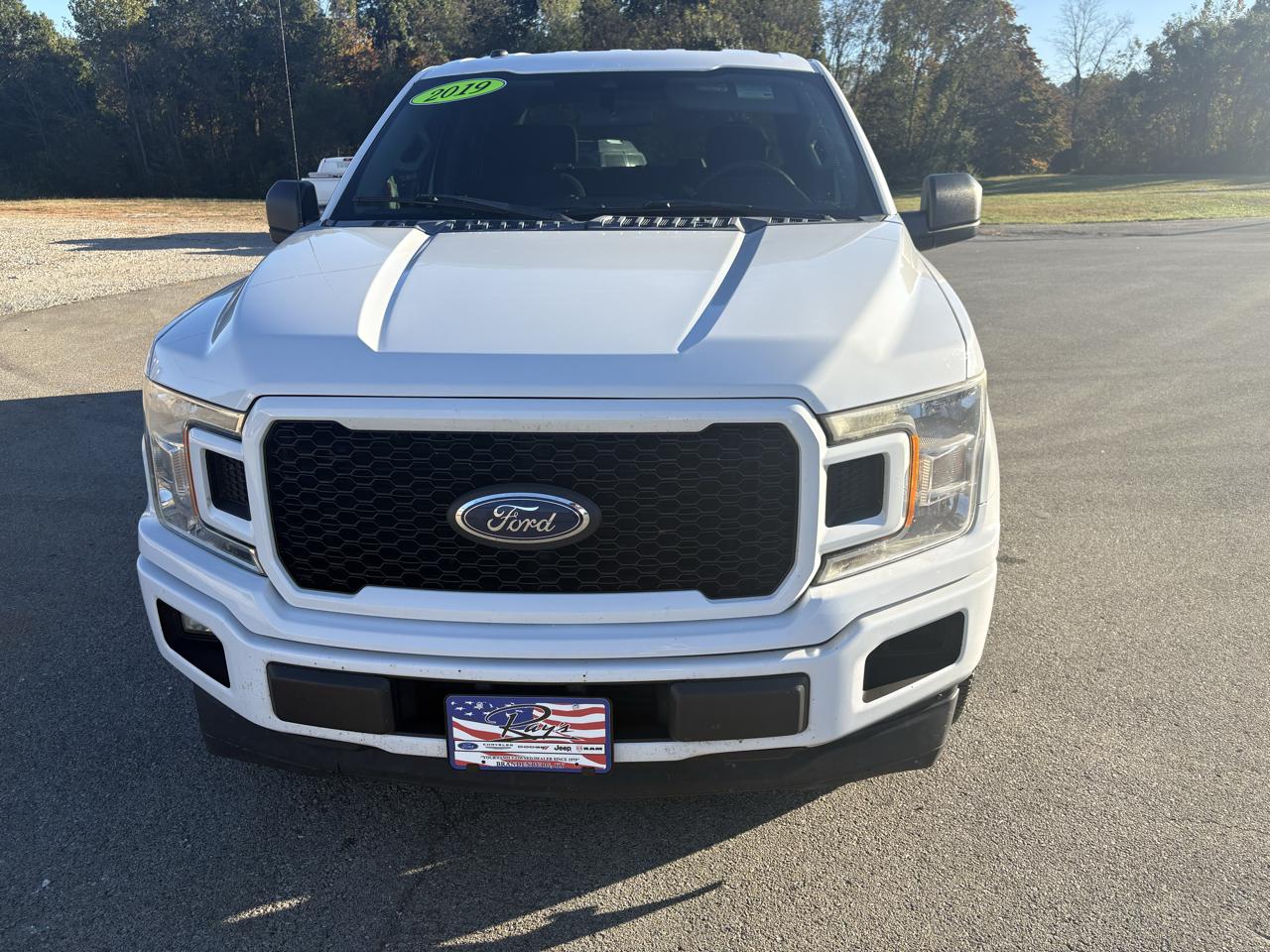 Ford F-150 2WD SuperCrew 145" STX 2019