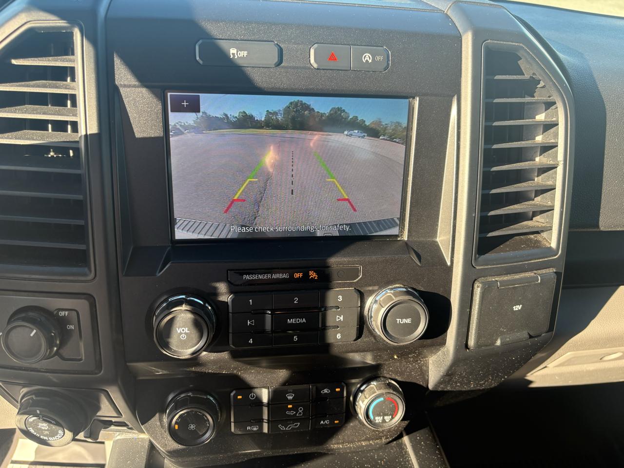 Ford F-150 2WD SuperCrew 145" STX 2019