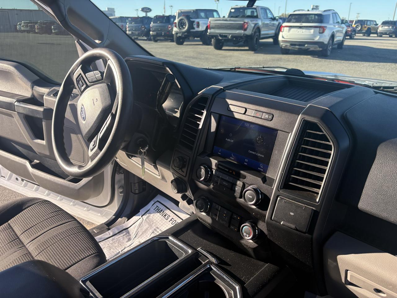 Ford F-150 2WD SuperCrew 145" STX 2019