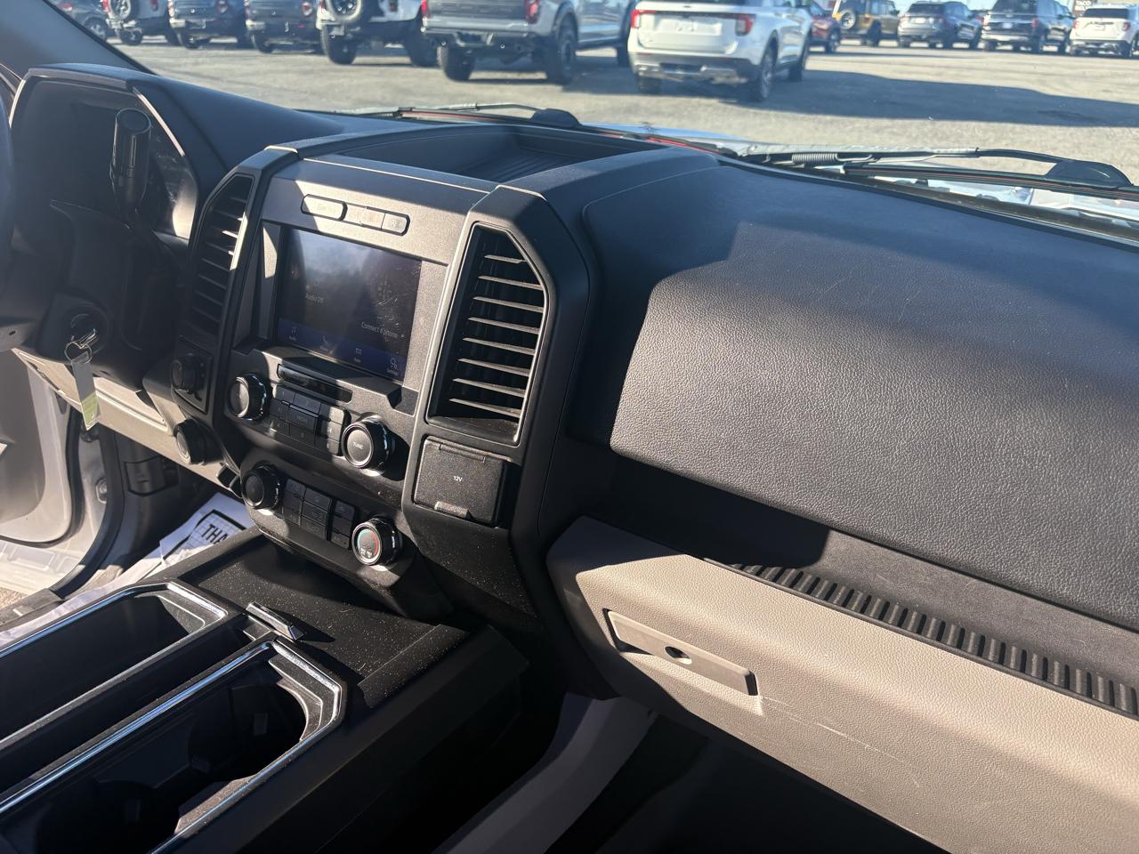 Ford F-150 2WD SuperCrew 145" STX 2019