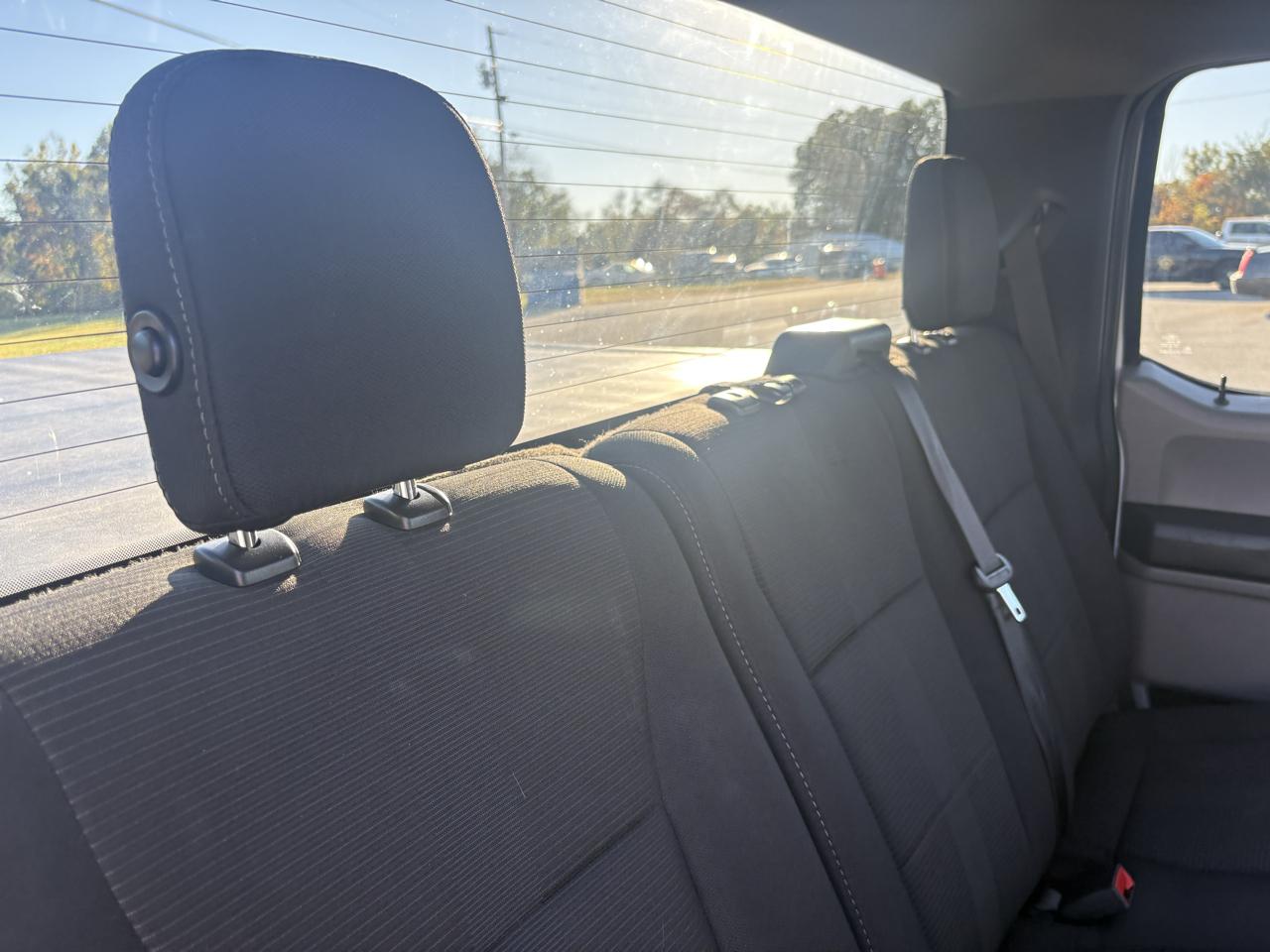 Ford F-150 2WD SuperCrew 145" STX 2019