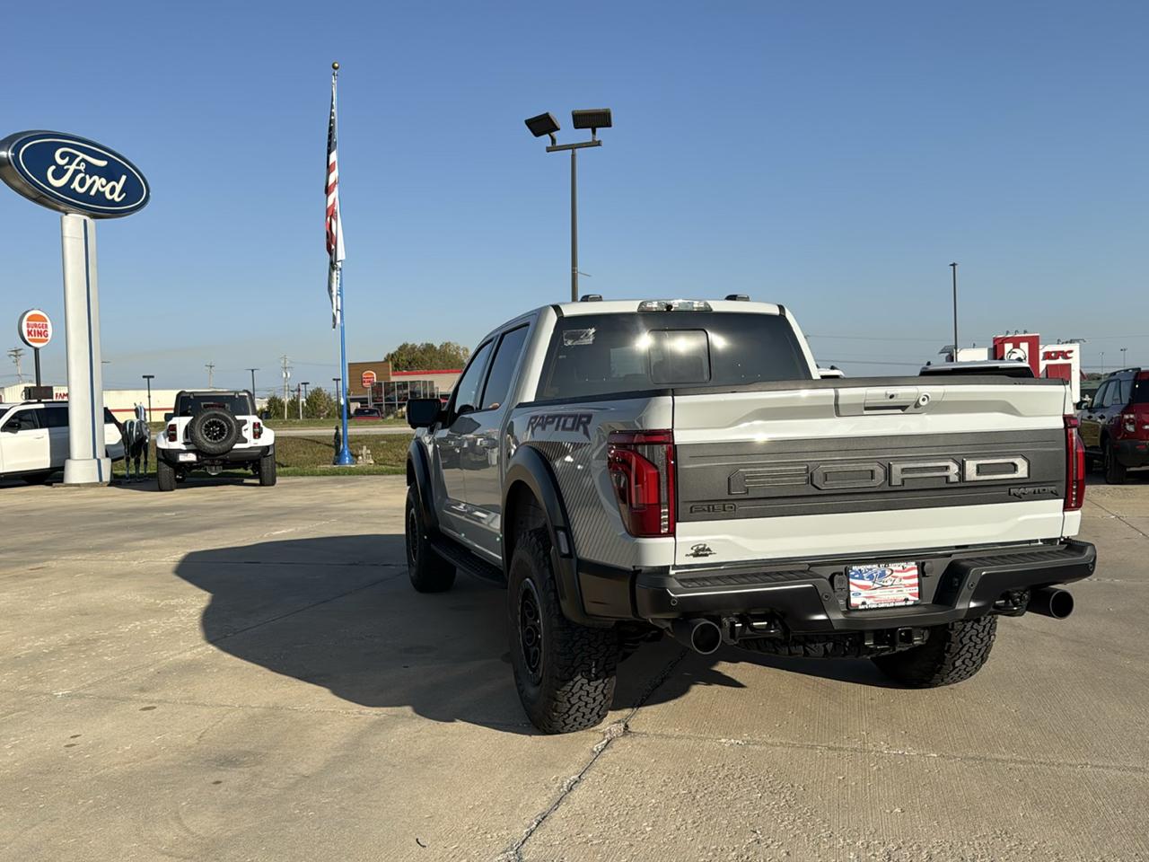 Ford F-150 Raptor 4WD SuperCrew 5.5' Box 2026